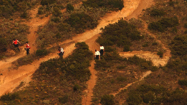 חיפושים אחרי מדלן מקאן ב פראיה דה לוז ב פורטוגל ב 2007 (צילום: mct)