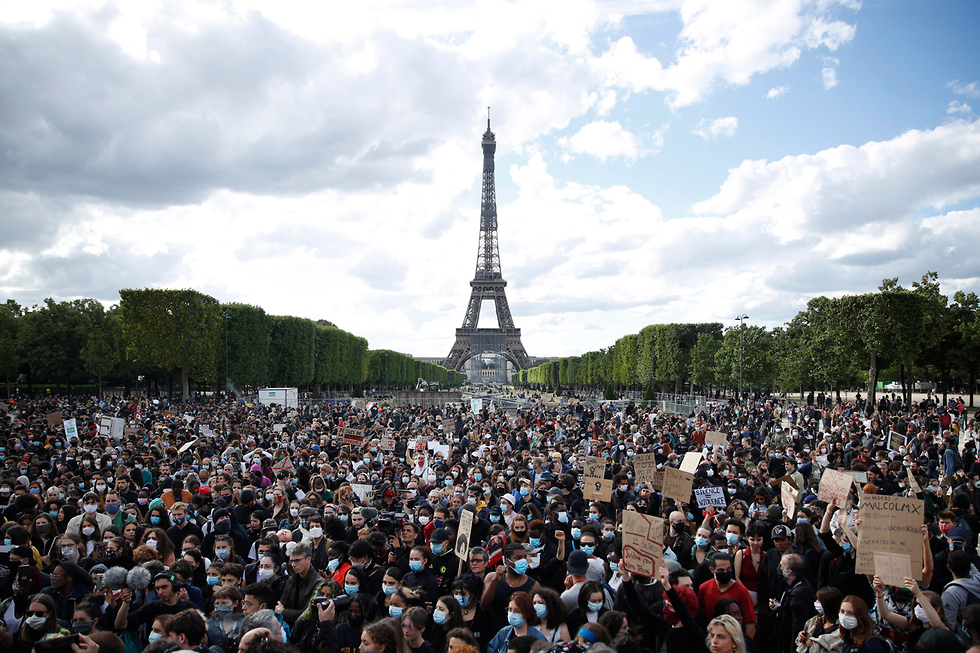 ג'ורג' פלויד מחאה עולמית פריז צרפת הפגנה (צילום: EPA)