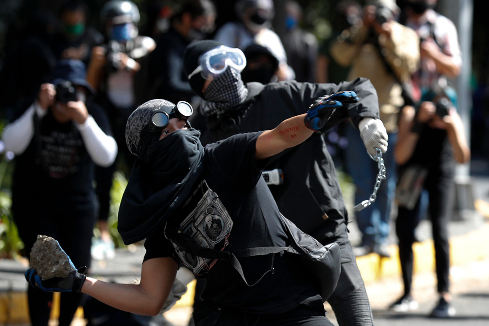 ג'ורג' פלויד מחאה עולמית מקסיקו סיטי הפגנה (צילום: AP)