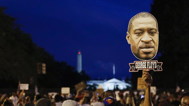 הפגנה מחאה מפגינים וושינגטון נגד גזענות אלימות שוטרים ג'ורג' פלויד (צילום: AP)