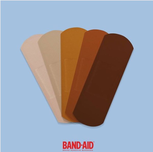 פלסתרים בשלל צבעים (צילום: מתוך עמוד האינסטגרם של Band-Aid)