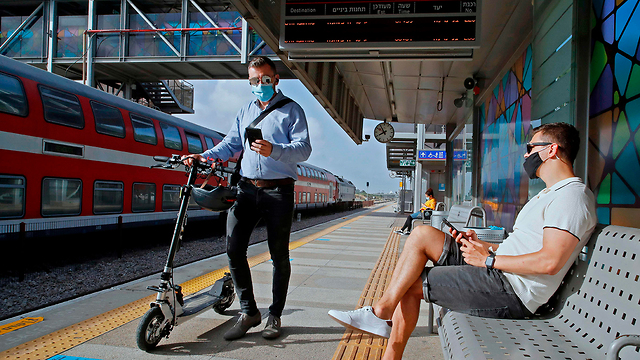 תחנת רכבת נתניה (צילום: AFP)