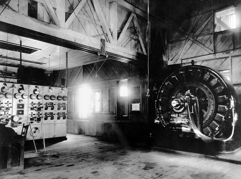 הגנרטור הראשון לייצור חשמל של וסטינגהאוס (צילום: shutterstock)
