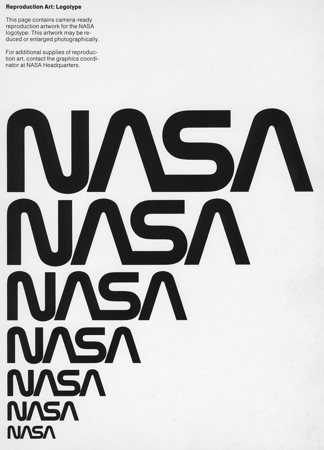 הלוגוטייפ המפורסם של של ארגון החלל האמריקאי מתוך ספר המותג, 1975 / עיצוב: Danne & Blackburn  (צילום: NASA)