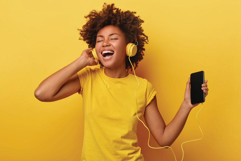 הקפידו לחטא את האוזניות מדי יום (צילום: Shutterstock)