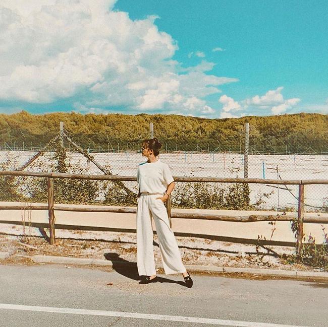 מקנאים בנוף הזה. שיר אלמליח (צילום: אינסטגרם)