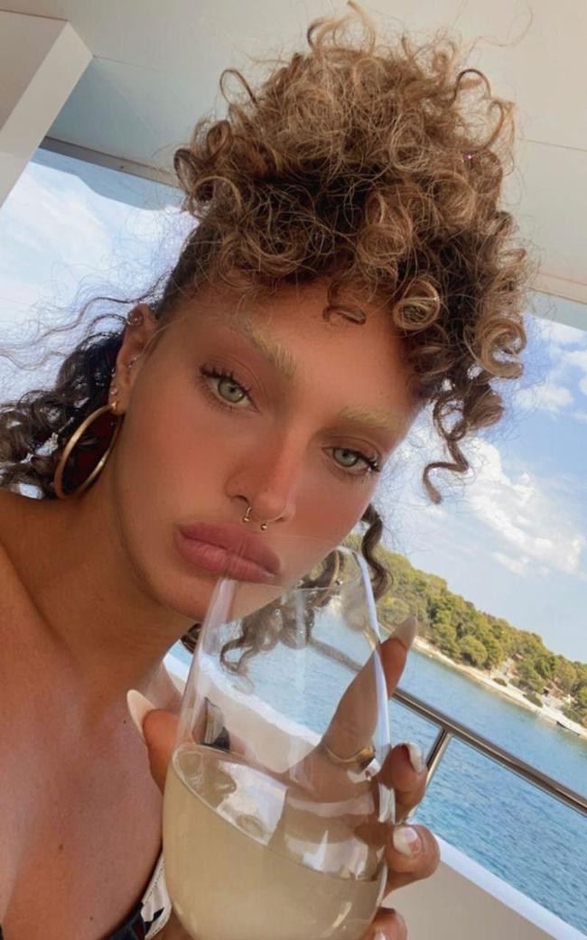 מי בכלל זוכר שיש סגר בארץ? (צילום: אינסטגרם)