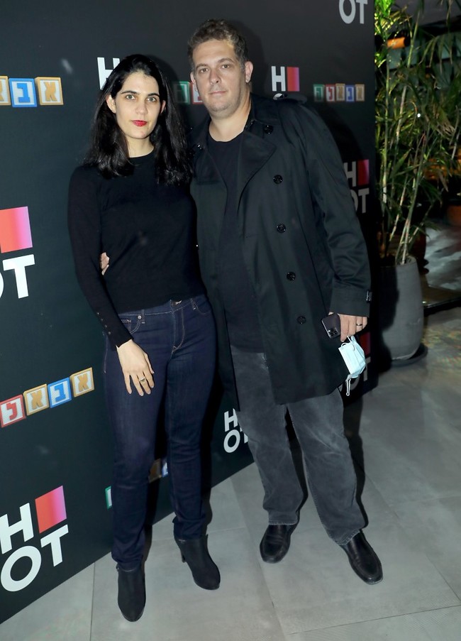 האנשים מאחורי הפורמט. ירון ליכטנשטיין והדס מוזס (צילום: רפי דלויה) האנשים מאחורי הפורמט. ירון ליכטנשטיין והדס מוזס (צילום: רפי דלויה)