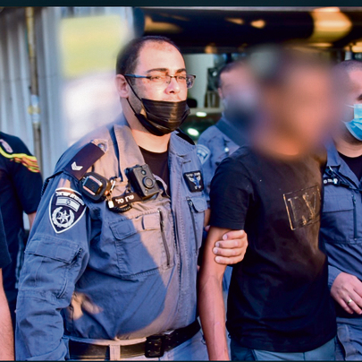 מעצר בחיפה במהלך מבצע "חוק וסדר". "בחברה הערבית המומים בדיוק כמונו ומפחדים כמונו מההשלכות"