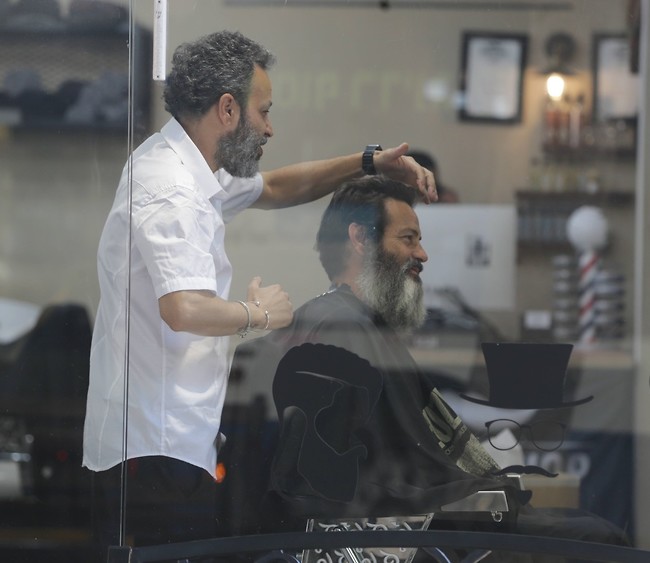 והנה מתחילים (צילום: מוטי לבטון) והנה מתחילים (צילום: מוטי לבטון)