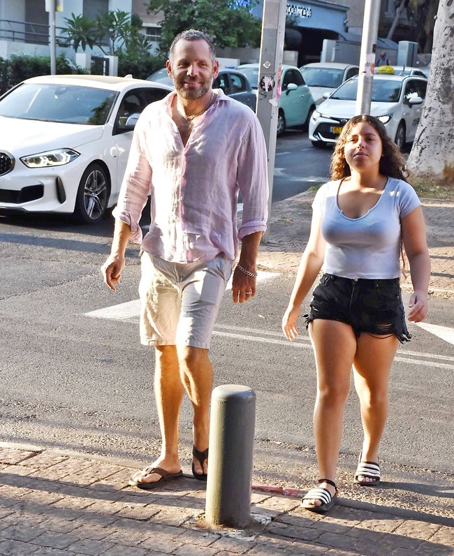 בטח שעם כזה אבא (צילום: אמיר מאירי) בטח שעם כזה אבא (צילום: אמיר מאירי)