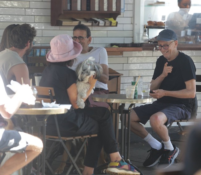 הו שלום לך (צילום: מוטי לבטון) הו שלום לך (צילום: מוטי לבטון)