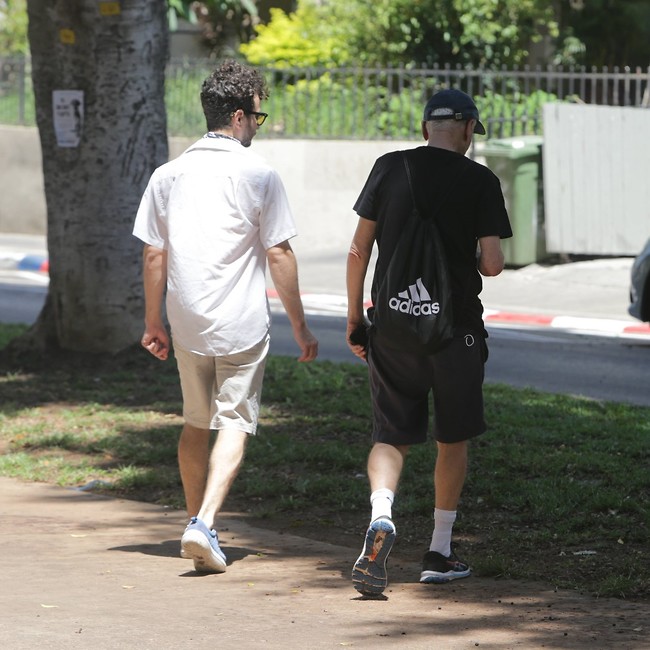 ממשיכים את היום (צילום: מוטי לבטון) ממשיכים את היום (צילום: מוטי לבטון)
