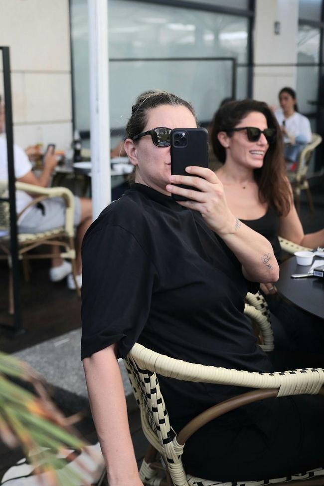 לצלם את הפפראצי, מקורי מאוד! (צילום: אור גפן) לצלם את הפפראצי, מקורי מאוד! (צילום: אור גפן)