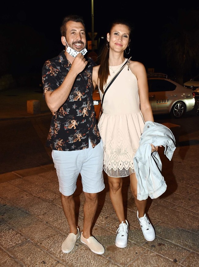 אם אתה פה, מי נלחם למען הצדק? גיא לרר ואשתו הדס (צילום: אמיר מאירי) אם אתה פה, מי נלחם למען הצדק? גיא לרר ואשתו הדס (צילום: אמיר מאירי)