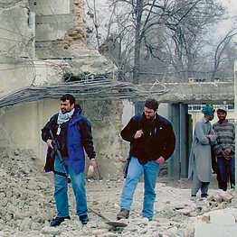 היה ברור שזה יתמוטט, סופאן (משמאל) באפגניסטן
