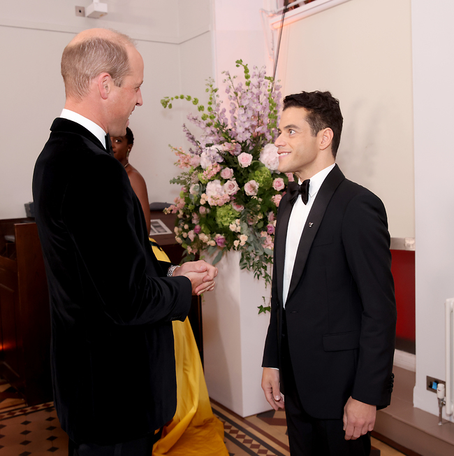שיחת חולין. רמי מאלק והנסיך וויליאם (צילום: Gettyimage) שיחת חולין. רמי מאלק והנסיך וויליאם (צילום: Gettyimage)