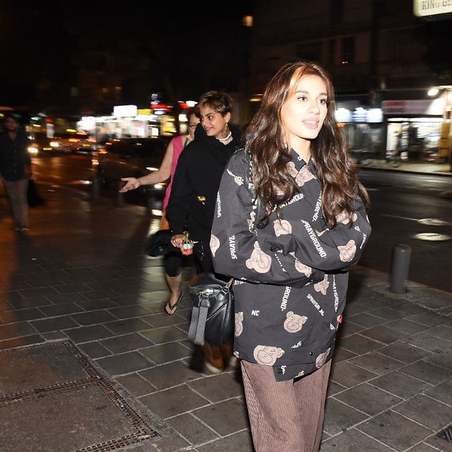 אל תעמדו כל כך רחוק (צילום: אמיר מאירי) אל תעמדו כל כך רחוק (צילום: אמיר מאירי)