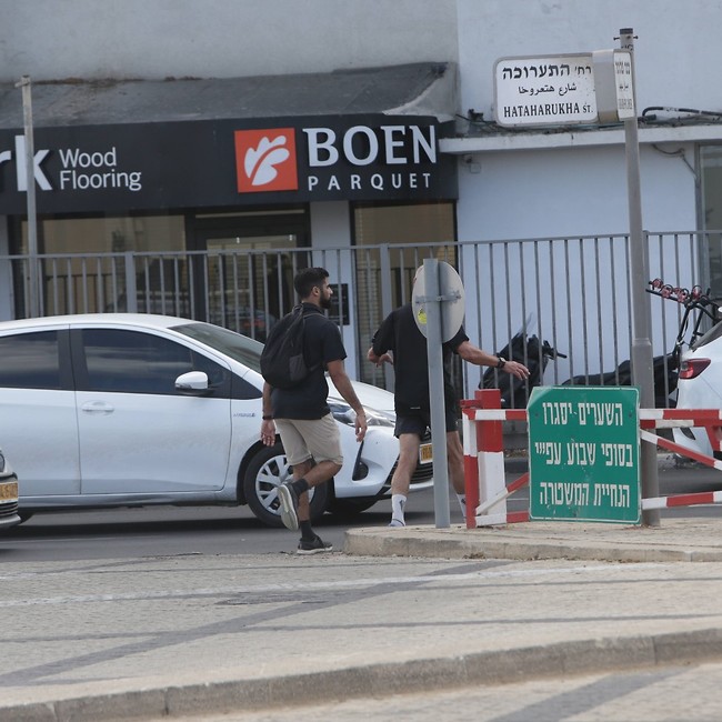זהירות בדרכים, זה חשוב לי ולך (צילום: מוטי לבטון) זהירות בדרכים, זה חשוב לי ולך (צילום: מוטי לבטון)