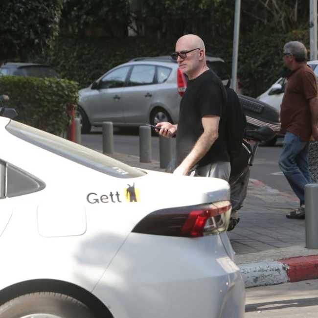 זהו, אתה כבר הולך? (צילום: מוטי לבטון) זהו, אתה כבר הולך? (צילום: מוטי לבטון)