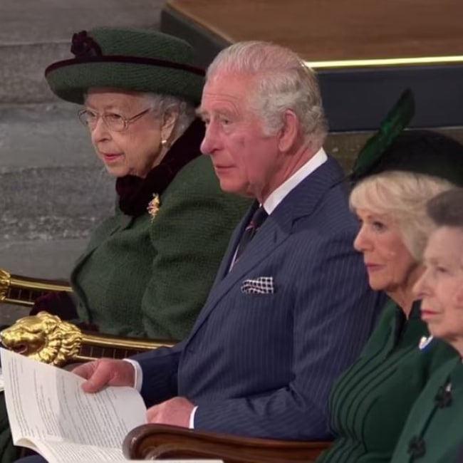 המלכה והיורש - הנסיך צ'רלס (צילום: BBC)