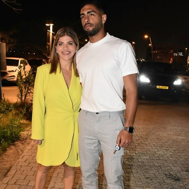 ג'קי אזולאי ודניאל בוסי בימים שמחים יותר (צילום: אמיר מאירי ) ג'קי אזולאי ודניאל בוסי בימים שמחים יותר (צילום: אמיר מאירי )