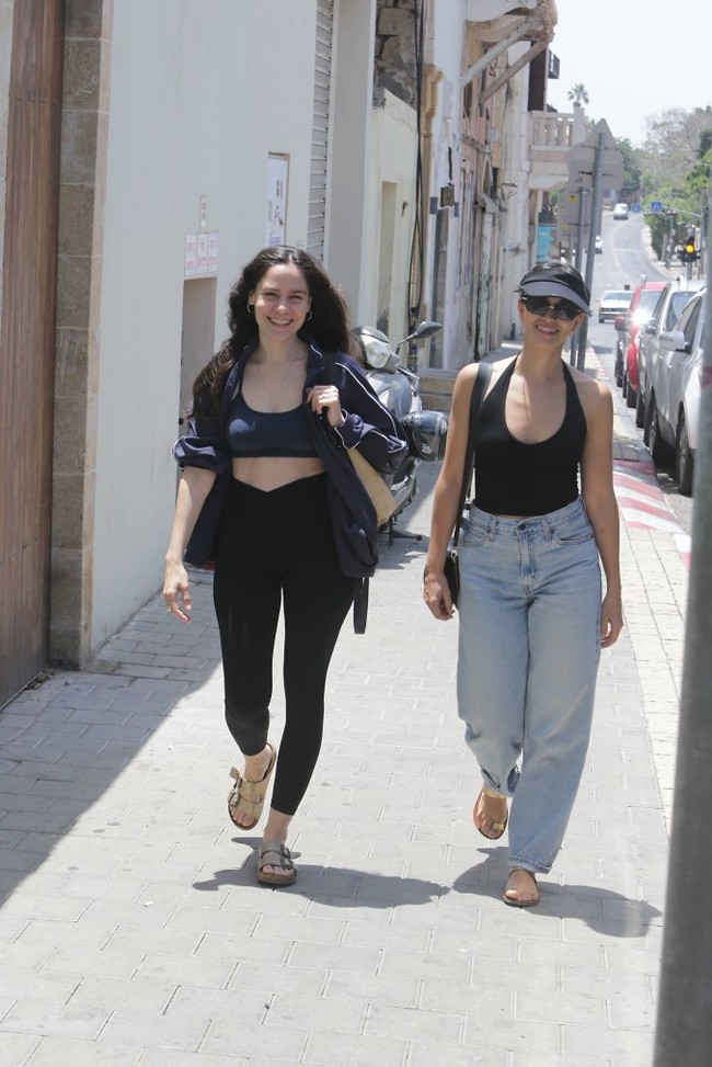 סוף העולם שמאלה (צילום: מוטי לבטון) סוף העולם שמאלה (צילום: מוטי לבטון)