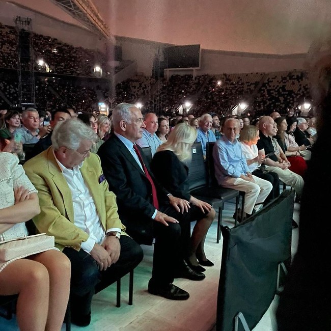 מלב הפוליטיקה להופעה של אנדראה בוצ'לי (צילום: יח"צ)