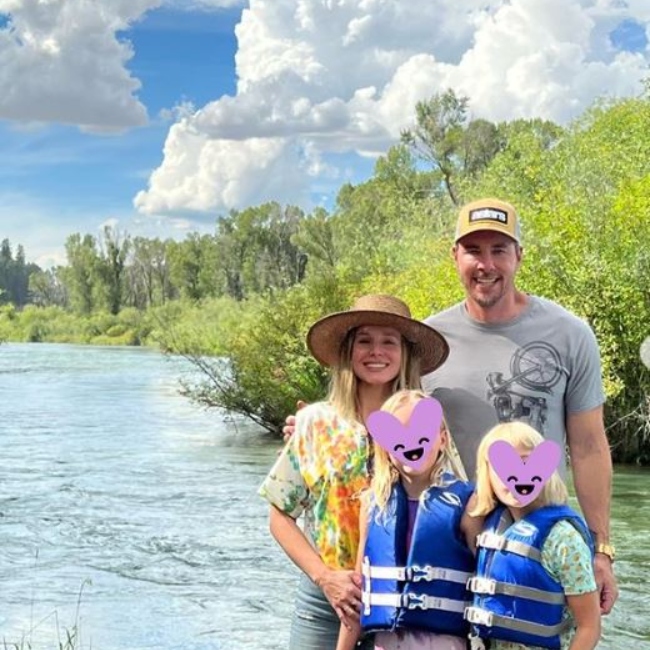 Maybe enough with the hearts on the face?  The Bell-Shepard family (Photo: Instagram)