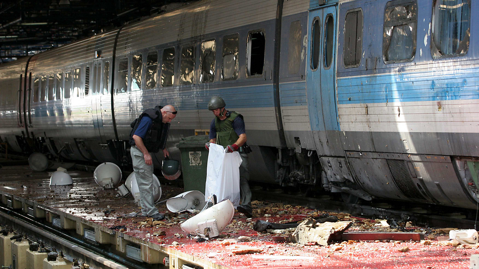 Aftermath of a 2006 Hezbollah rocket attack on Haifa that left eight Israelis dead 