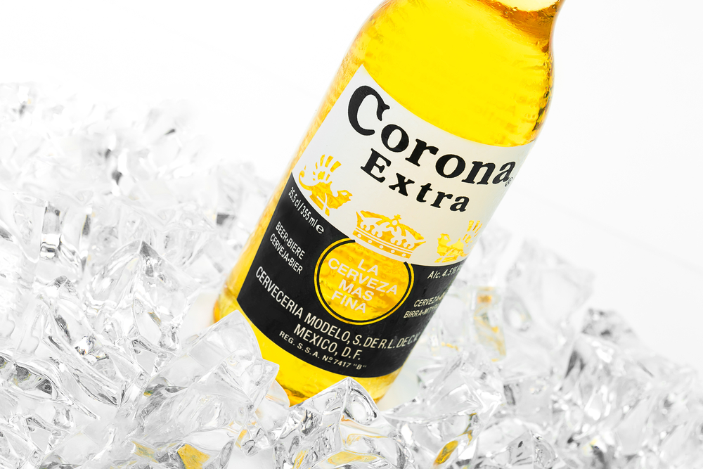 Пиво Corona. Фото: shutterstock