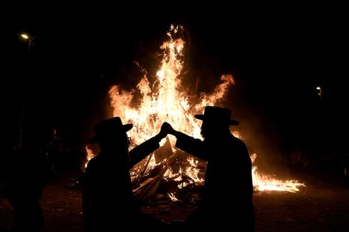 Lag BaOmer bonfire in Jerusalem, May 2019  ()