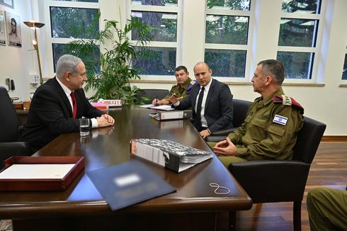 Prime Minister Benjamin Netanyahu, Defense Minister Naftali Bennett and IDF Chief of Staff Aviv Kochavi  (Photo: Ministry of Defense)
