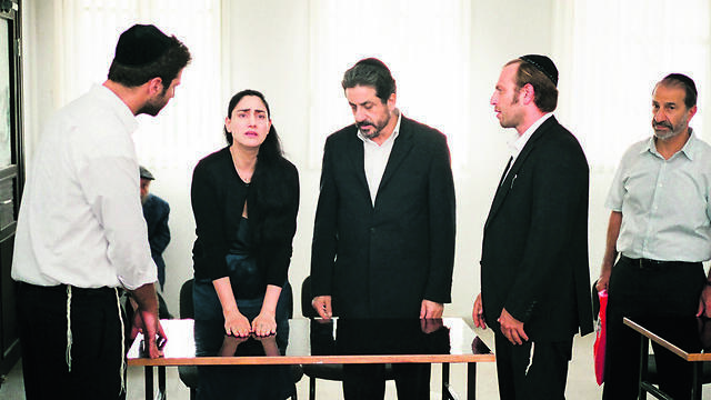צילום: מתוך הסרט "גט" צילום: מתוך הסרט "גט"
