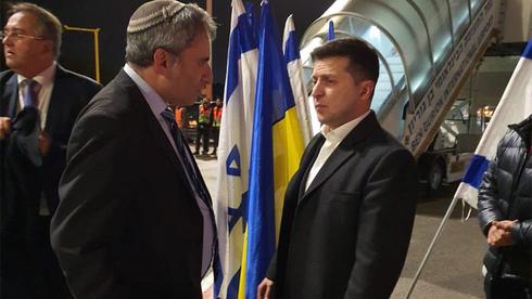 Министр Зеэв Элькин встречает Владимира Зеленского в аэропорту Бен-Гурион