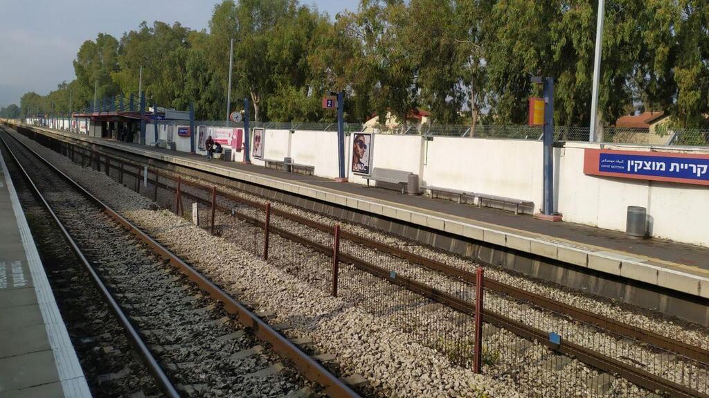 Empty docks in Kiryat Motzkin