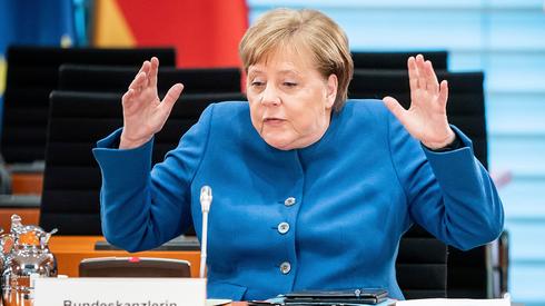 Angela Merkel  ()