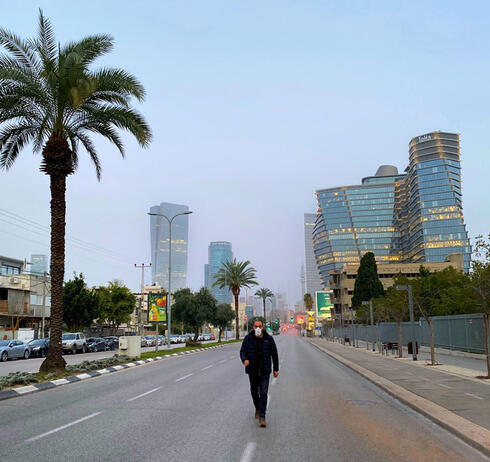 Тель-Авив: улицы опустели. Фото: Эйтан Асраф (Photo: Eitan Asraf)