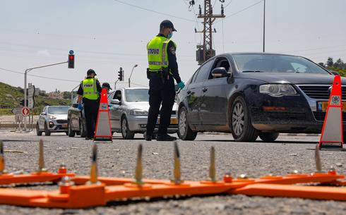 A police checkpoint in the virus-battered town of Deir al-Asad in northern Israel during lockdown  (Photo: AFP)