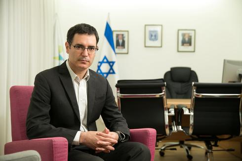 Health Ministry Director-General Moshe Bar-Siman-Tov  ()