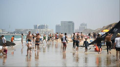 Пляж Цук в Тель-Авиве. Фото: Яир Саги ()