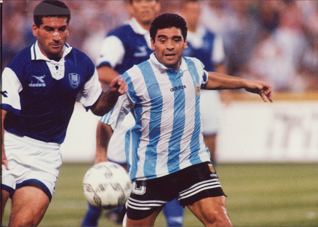 Maradona against Moshe Glam and the Israeli team