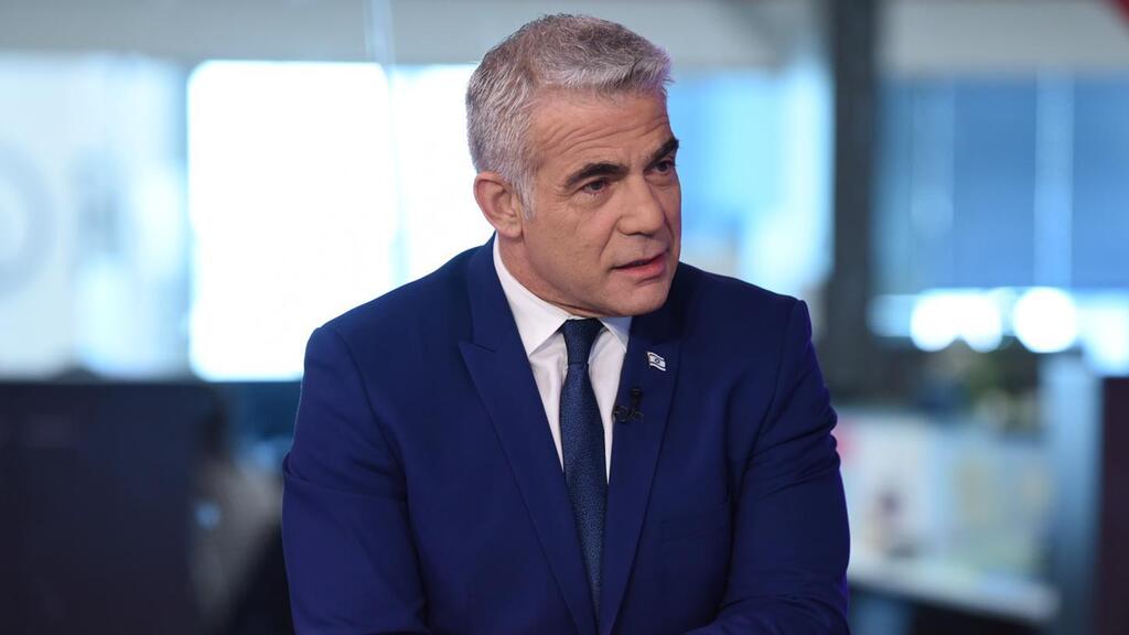 Yair Lapid at the Ynet studio
