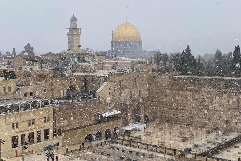 snow in Jerusalem
