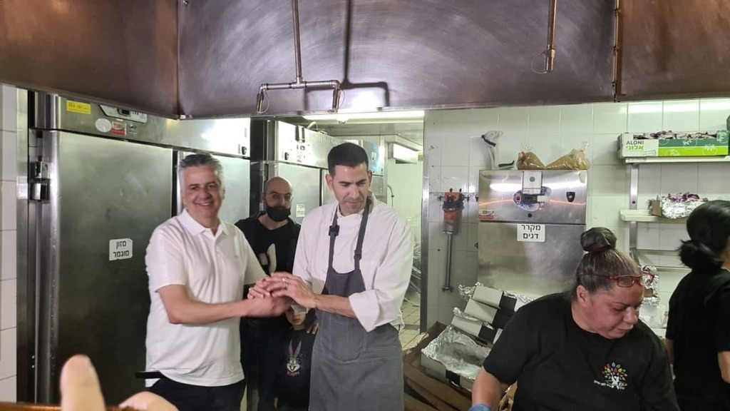A project to cook 2,000 holiday meals for 2,000 Holocaust survivors throughout the country