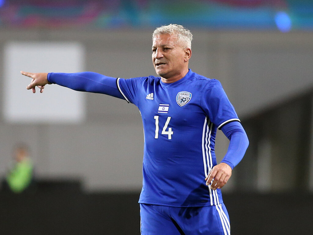 Moshe Glam in the veterans' team