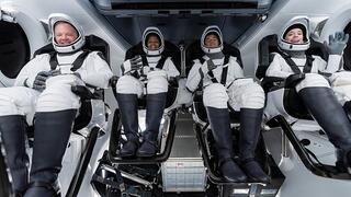 Women more resilient to spaceflight hardships, new study suggests