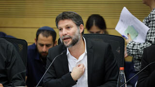 סמוטריץ' בוועדת הכספים חרבות ברזל