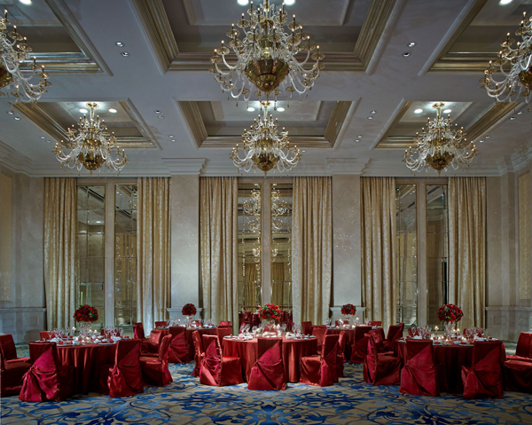 כאן מתחתנים ביוקרה: אולם החתונות. באדיבות Ritz Carlton Macau