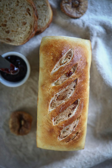לחם תאנים (צילום: שירן כרמל)